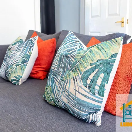 Дом отдыха 2br In Sleeps 8 Close To Bae Systems, Hospital, Lakes