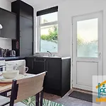 2br In Sleeps 8 Close To Bae Systems, Hospital, Lakes * Barrow-in-Furness